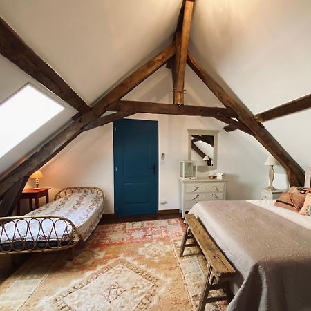 Moulin Le Fleurie Hotel Charenton-du-Cher Bagian luar foto